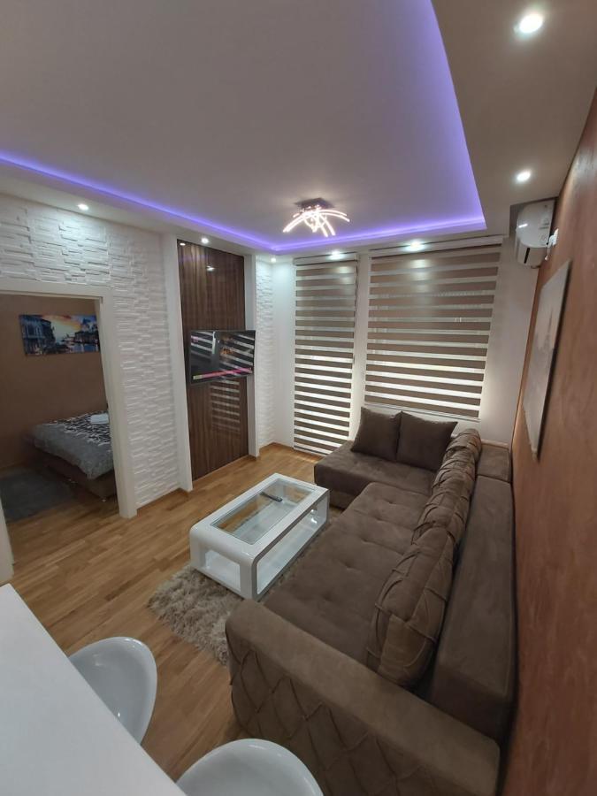 Apartman Elegance Free Garage Apartment Novi Sad Luaran gambar