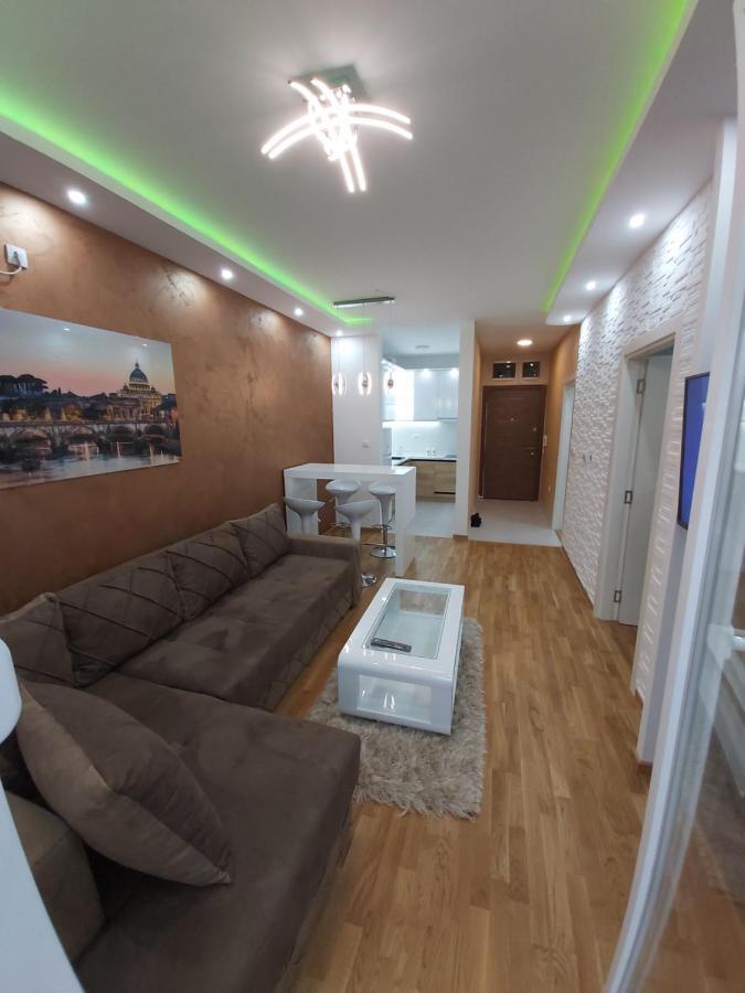 Apartman Elegance Free Garage Apartment Novi Sad Luaran gambar