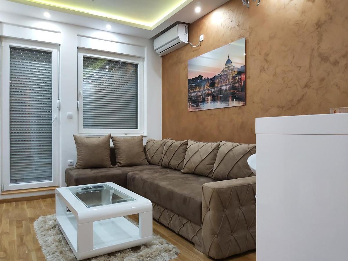 Apartman Elegance Free Garage Apartment Novi Sad Luaran gambar