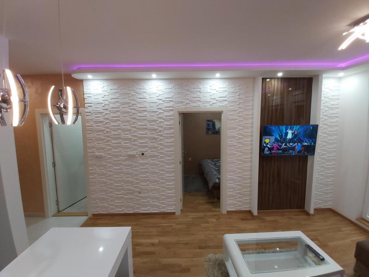 Apartman Elegance Free Garage Apartment Novi Sad Luaran gambar